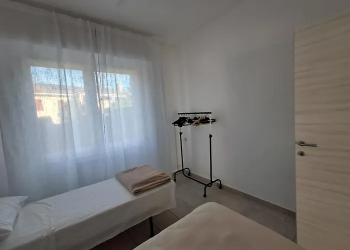 Al Roccolo Mit Seeblick Und Garten